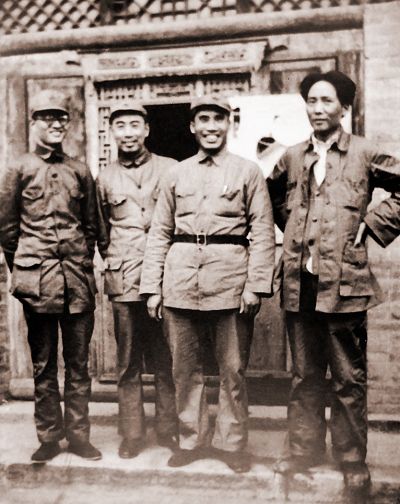 Mao Zedong, Zhe De,  Zhou Enlai,  Bo Gu